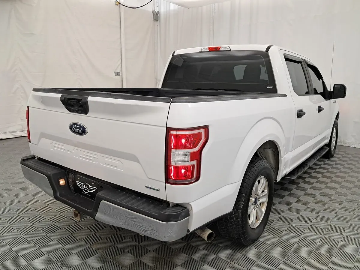 Ford F-150 photo 3