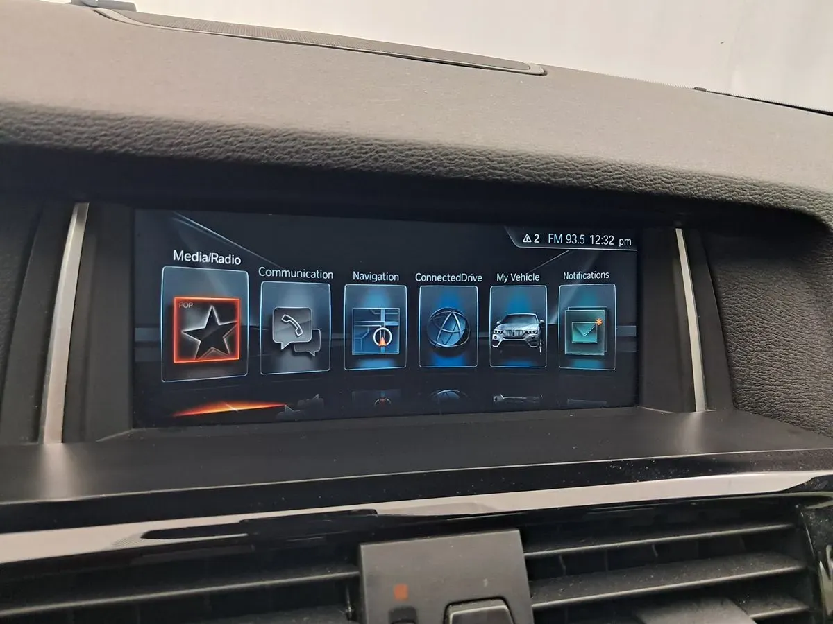 BMW X4 photo 15