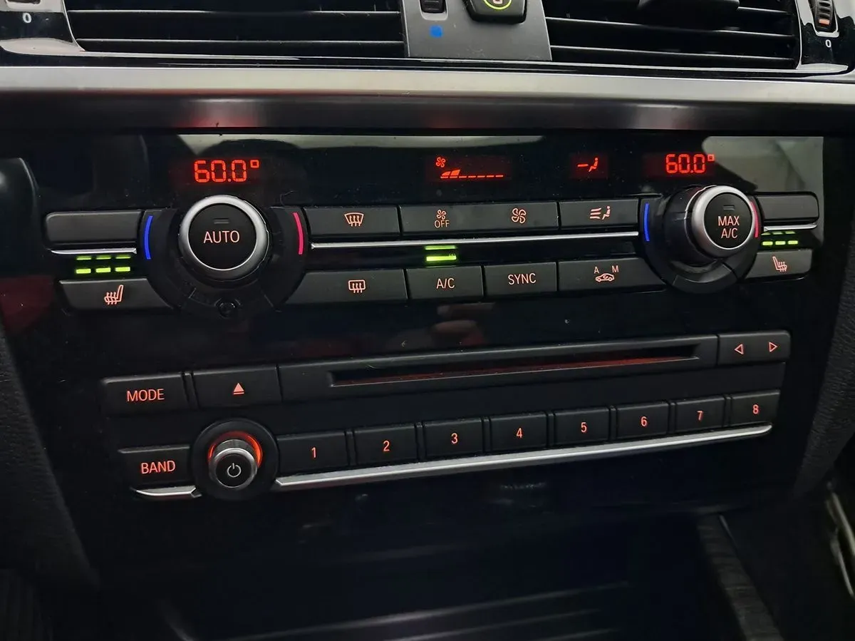 BMW X4 photo 36