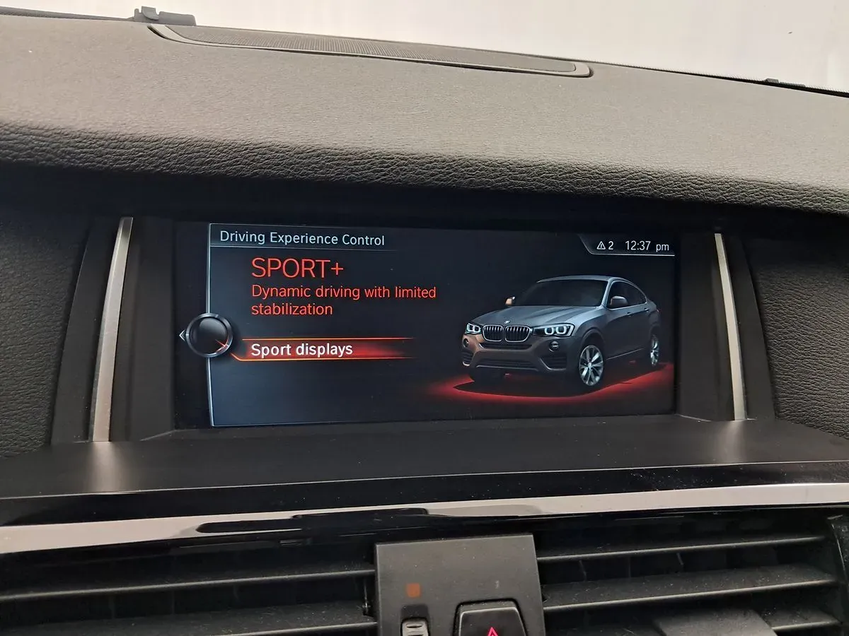BMW X4 photo 32