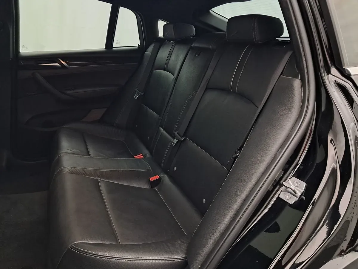 BMW X4 photo 38