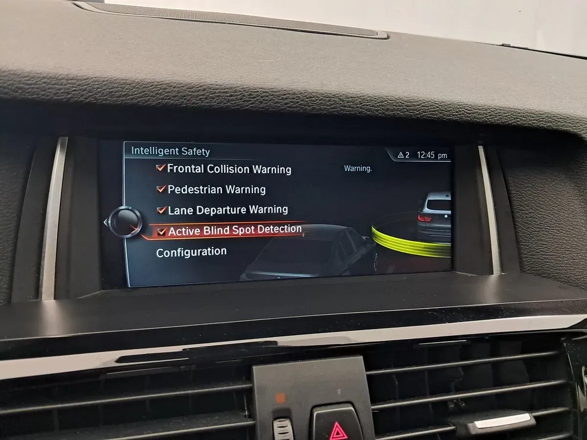 BMW X4 photo 19