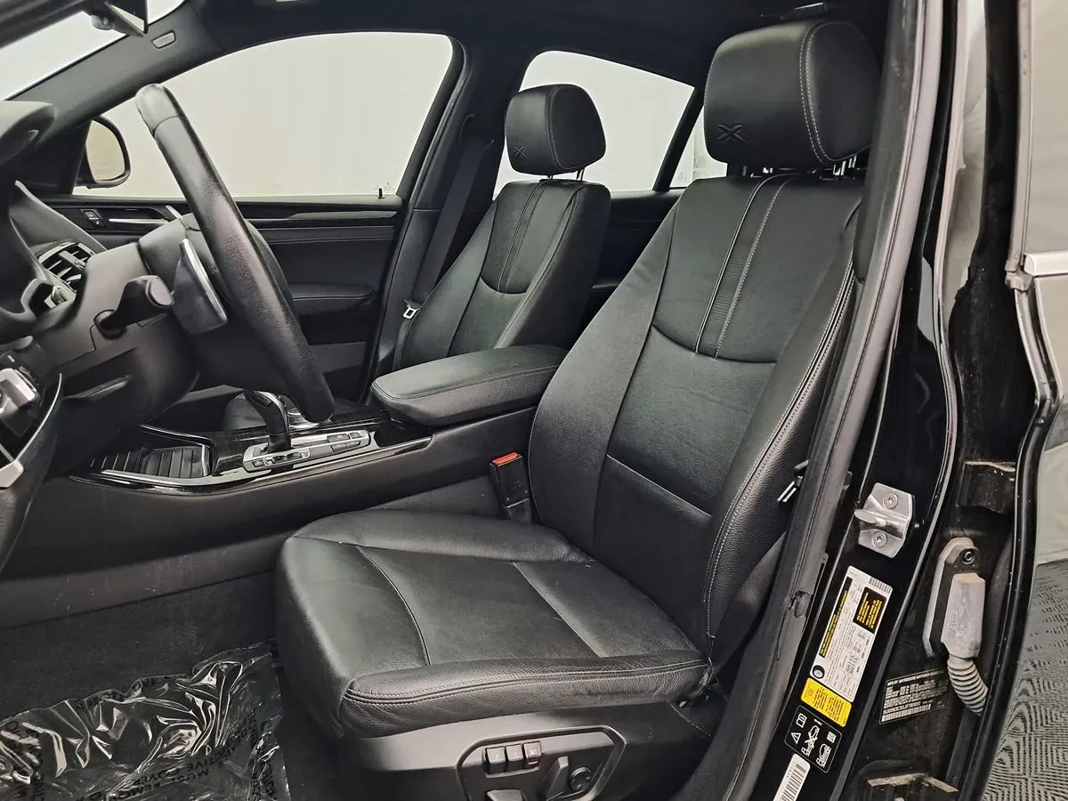 BMW X4 photo 9