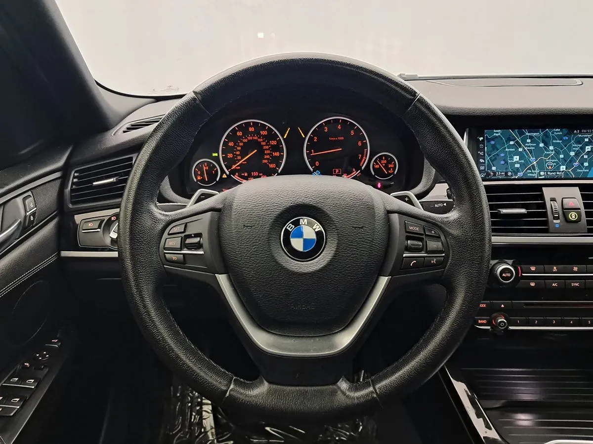 BMW X4 photo 10