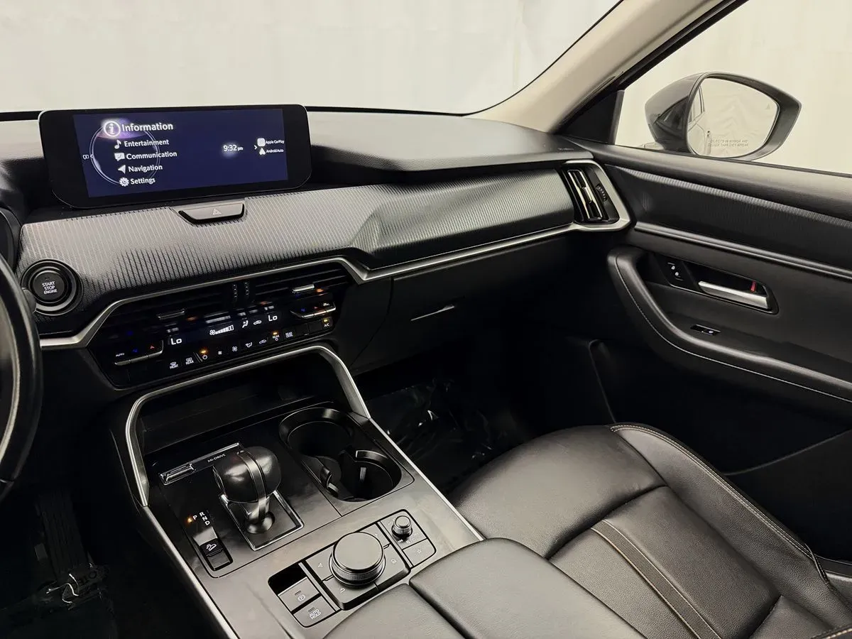 Mazda CX-90 photo 16