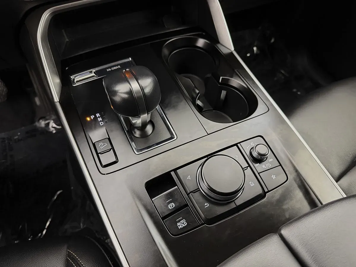 Mazda CX-90 photo 35