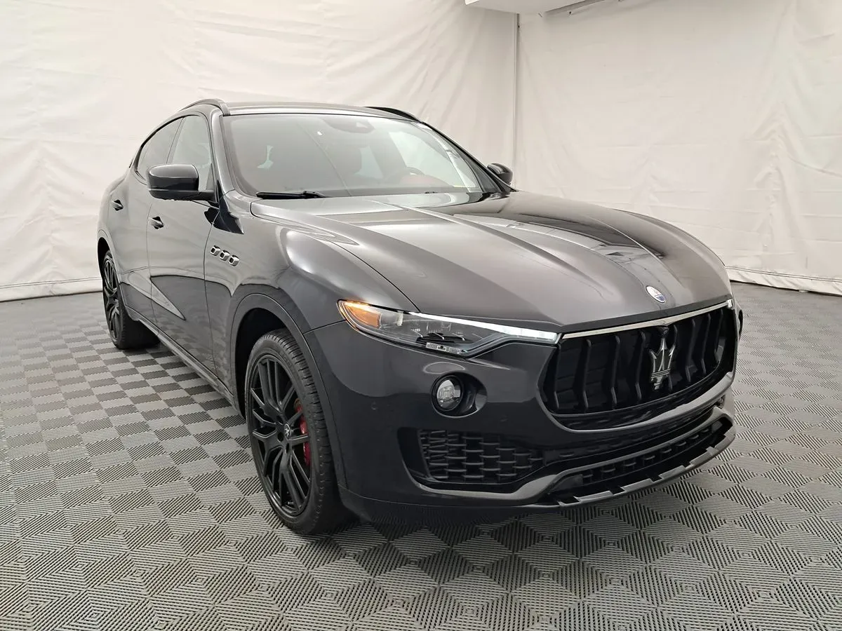 2021 Maserati Levante S - Photo 2