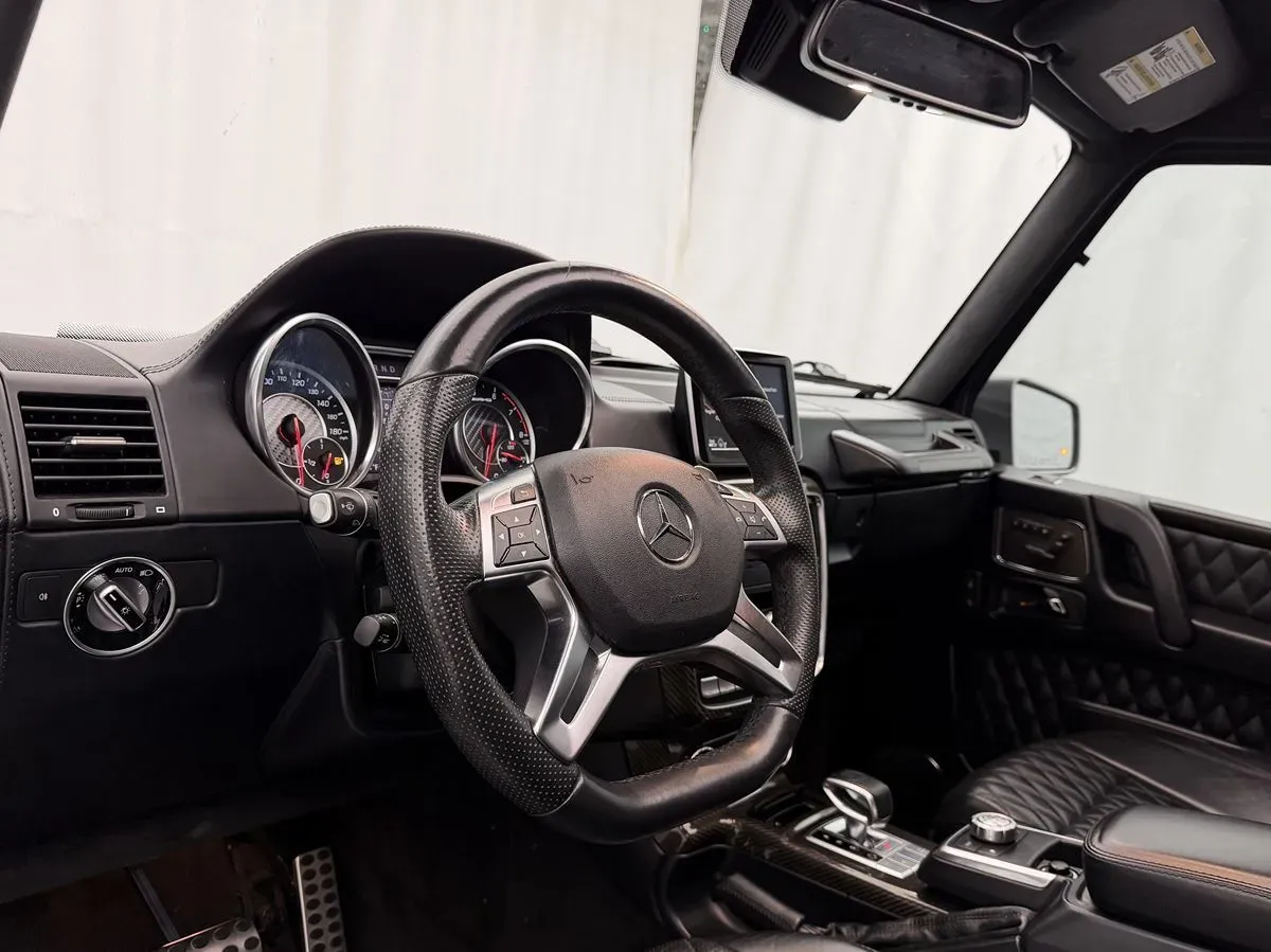 Mercedes-Benz G-Class photo 10