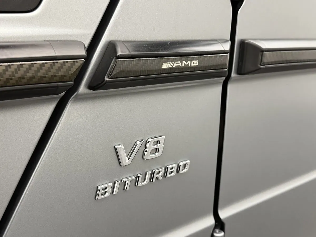 Mercedes-Benz G-Class photo 8
