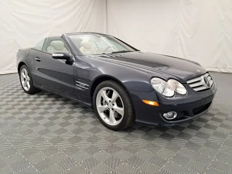 More photos of 2007 Mercedes-Benz SL-Class 5.5L V12 at Autos of Chicago, IL