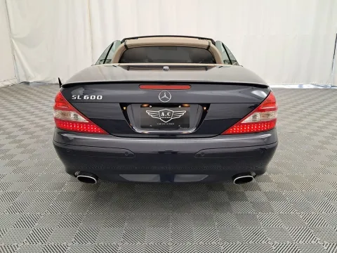 More photos of 2007 Mercedes-Benz SL-Class 5.5L V12 at Autos of Chicago, IL