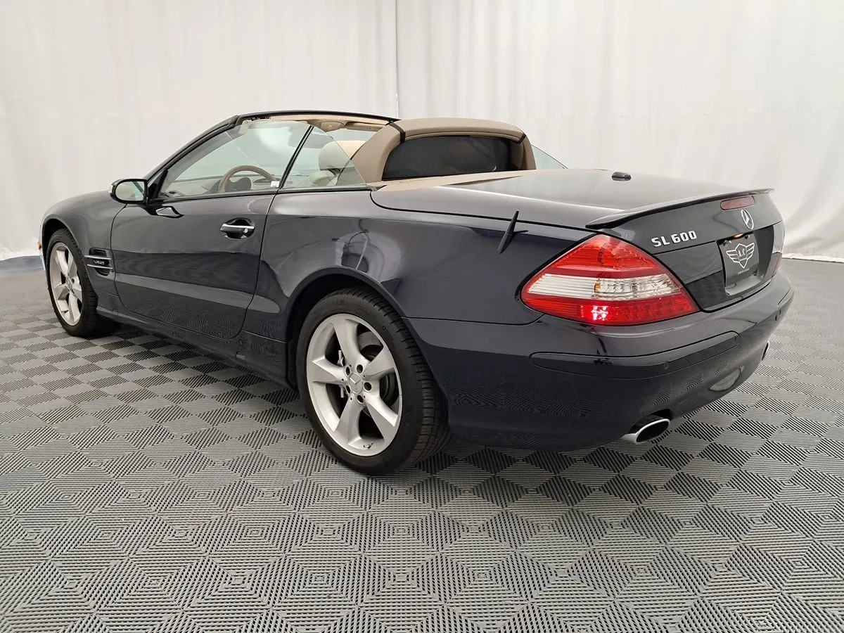 Mercedes-Benz SL-Class photo 6