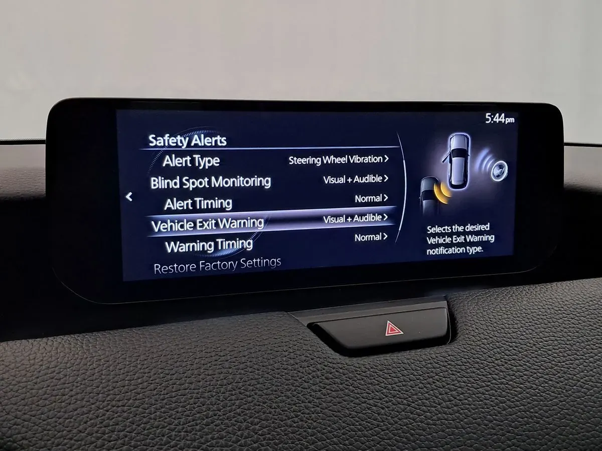 Mazda CX-90 photo 31