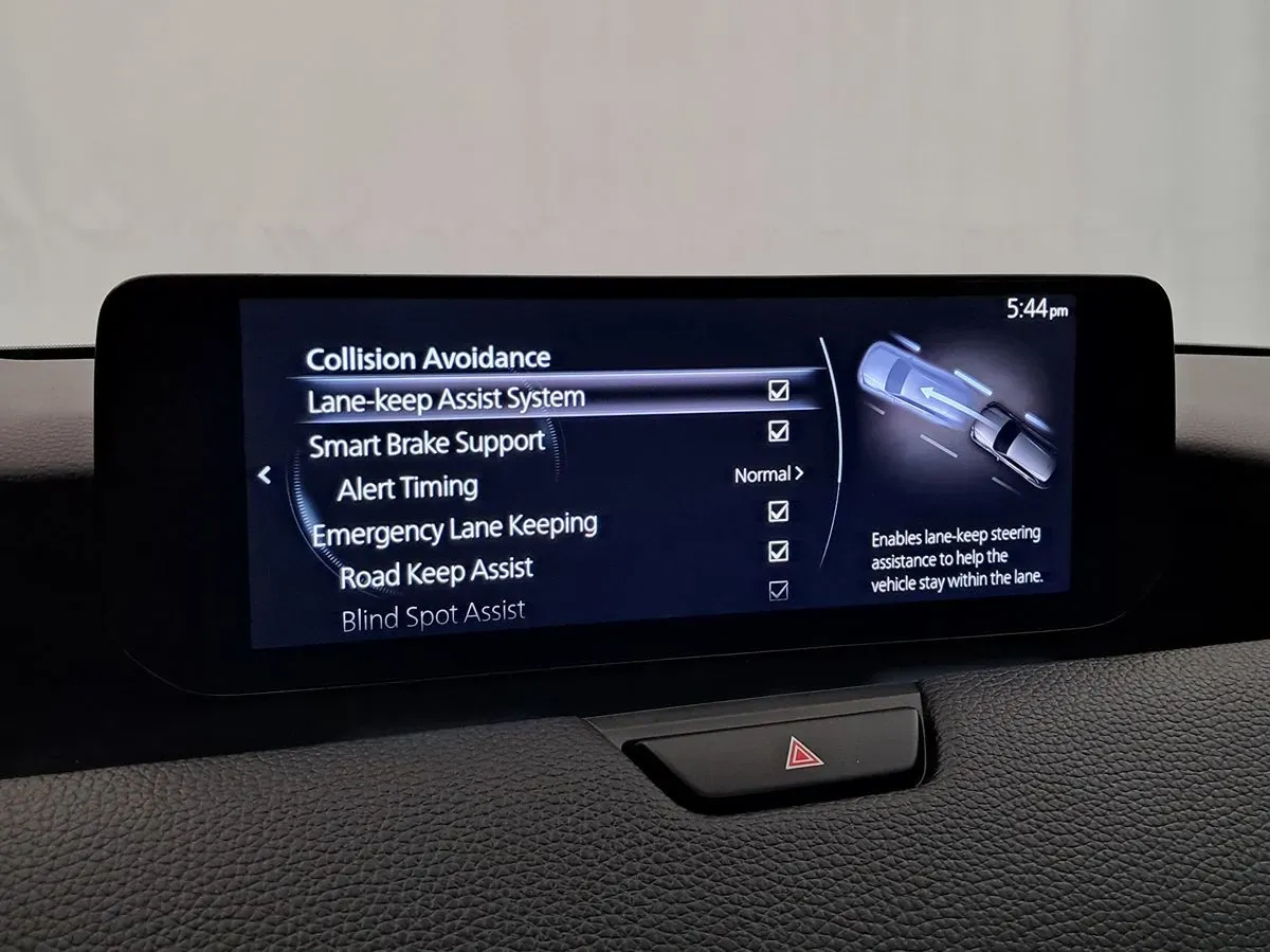 Mazda CX-90 photo 33