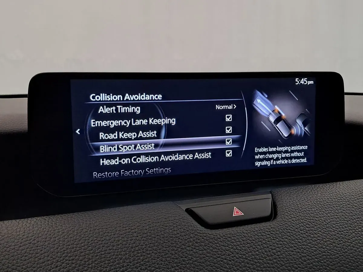 Mazda CX-90 photo 38