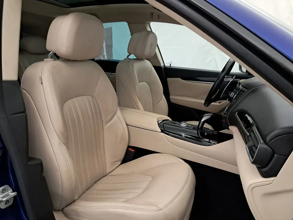 2021 Maserati Levante S - Photo 32