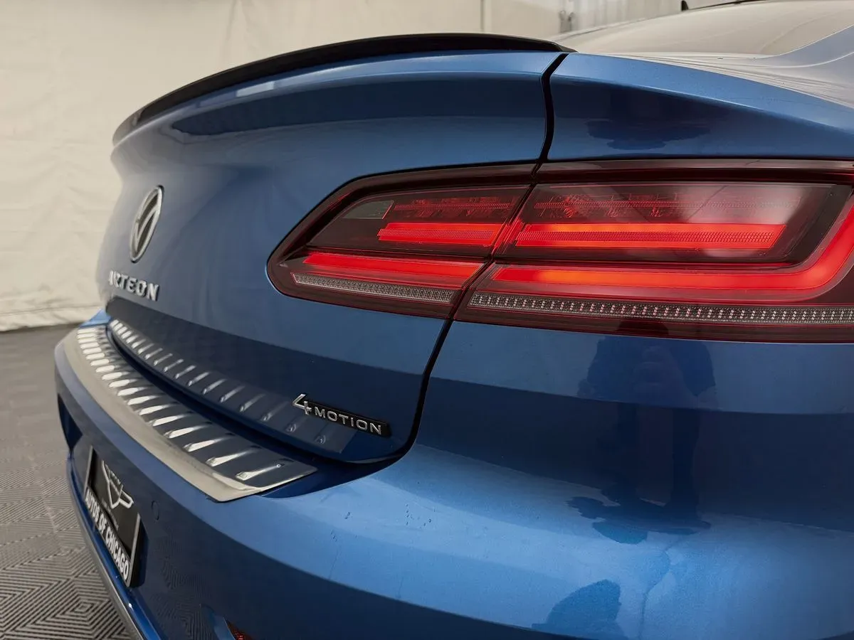 Volkswagen Arteon photo 8