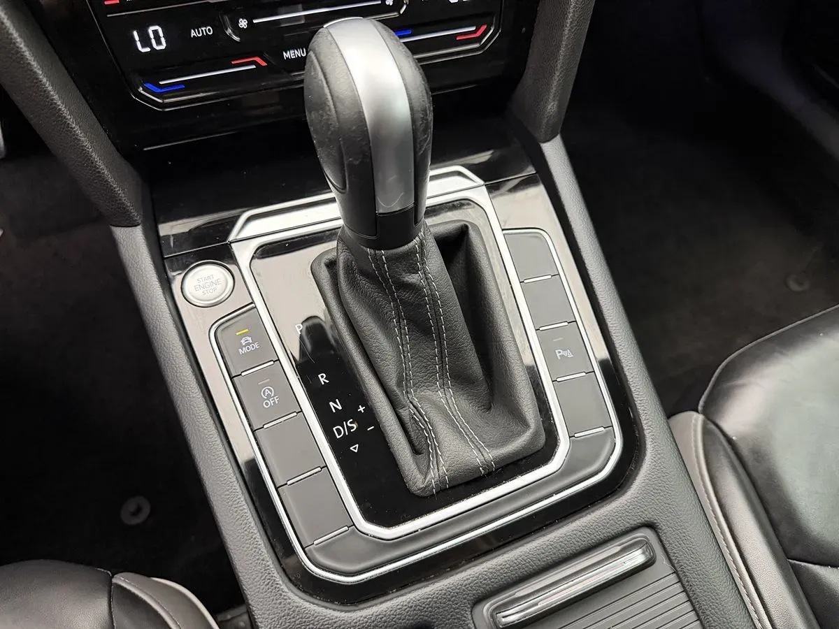 Volkswagen Arteon photo 30