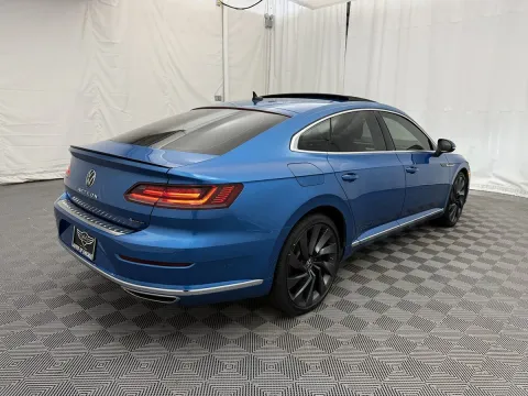More photos of 2023 Volkswagen Arteon SEL R-Line at Autos of Chicago, IL