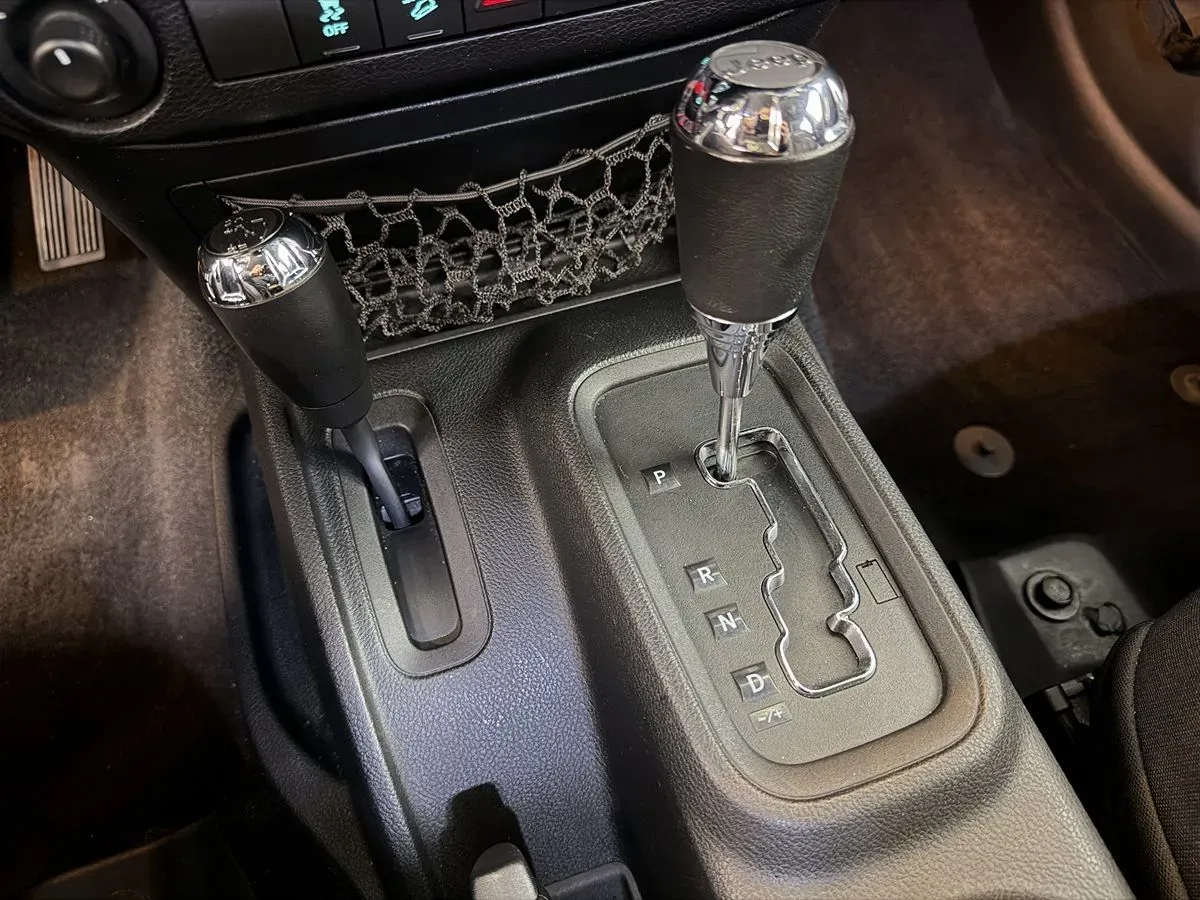 Jeep Wrangler photo 18