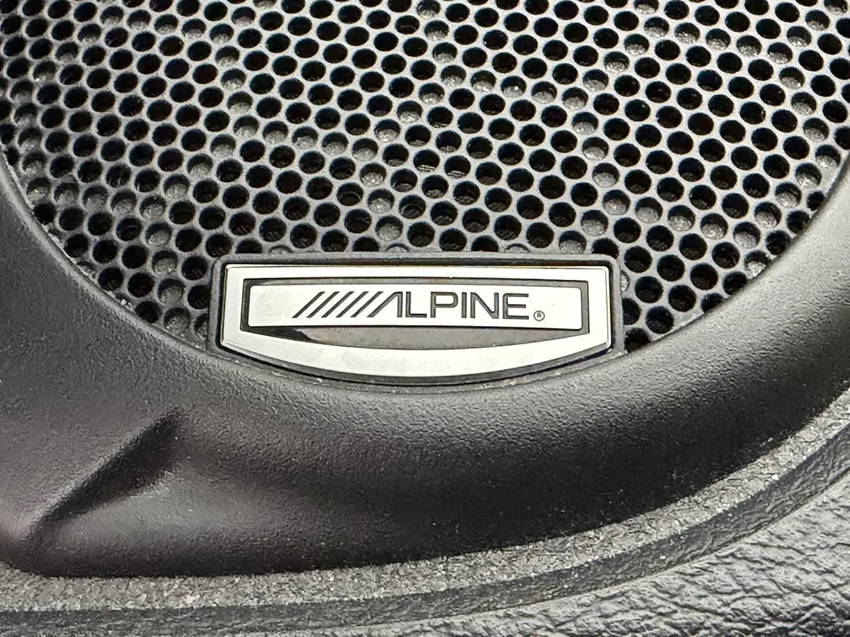 Jeep Wrangler photo 12