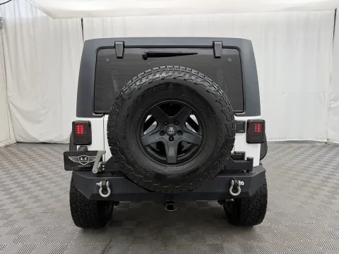 More photos of 2015 Jeep Wrangler Unlimited Rubicon at Autos of Chicago, IL