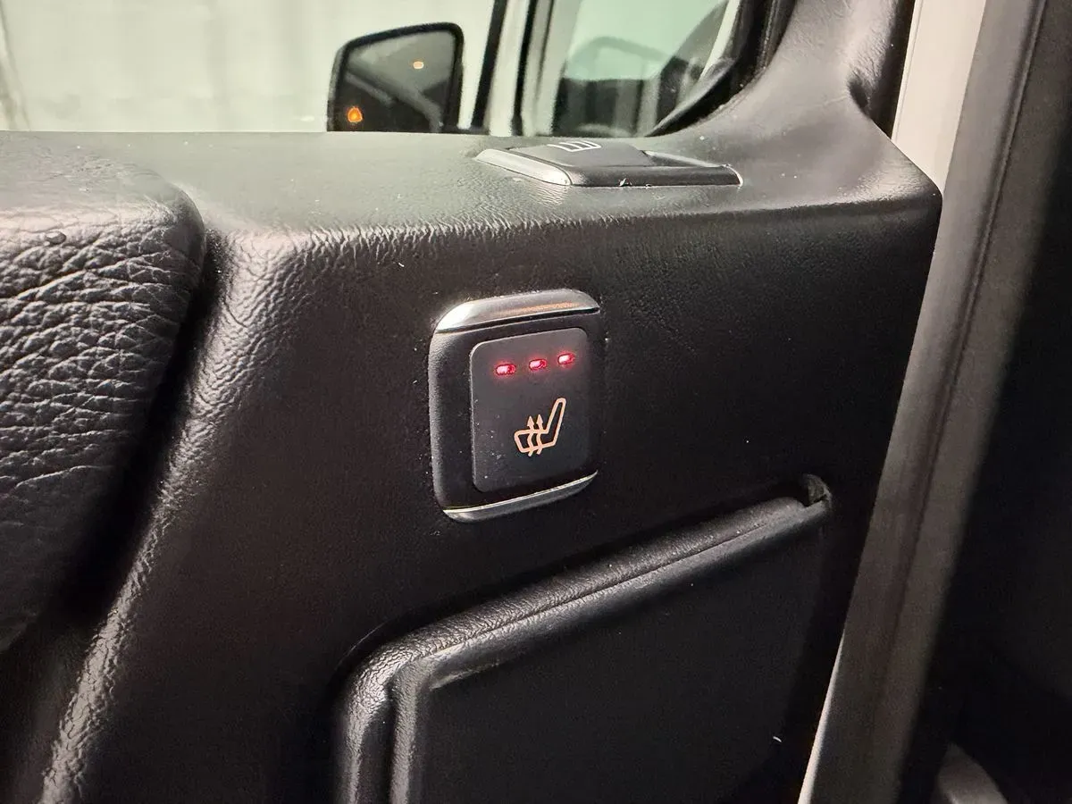 Mercedes-Benz G-Class photo 25