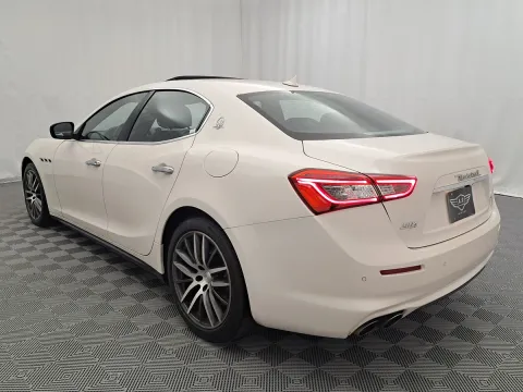 More photos of 2019 Maserati Ghibli S Q4 at Autos of Chicago, IL