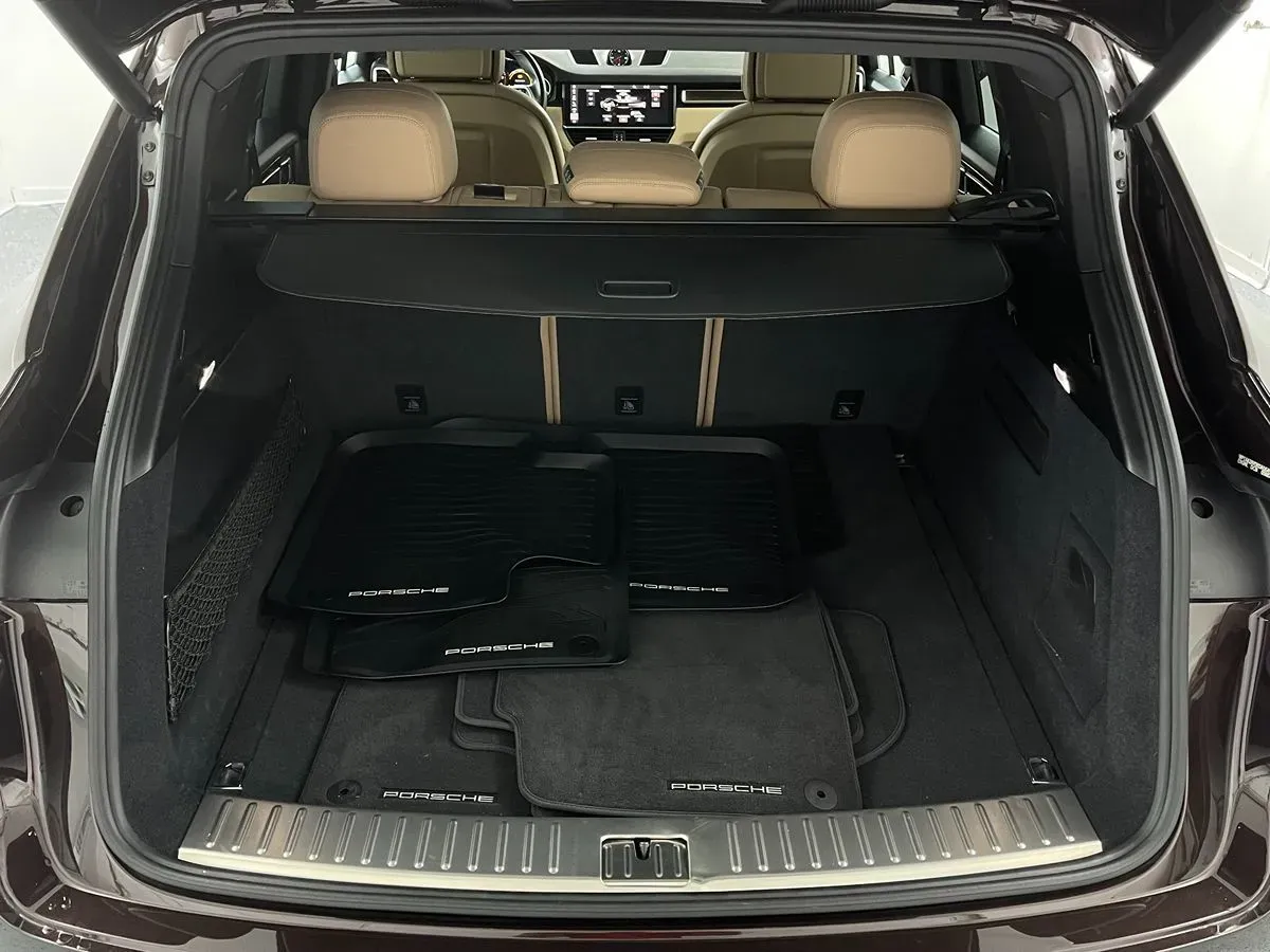 Porsche Cayenne photo 35