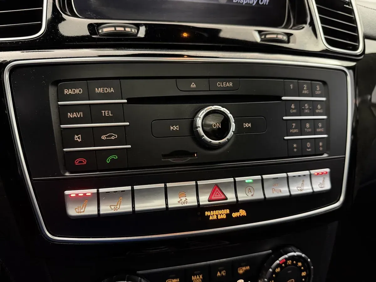 Mercedes-Benz GLE photo 31