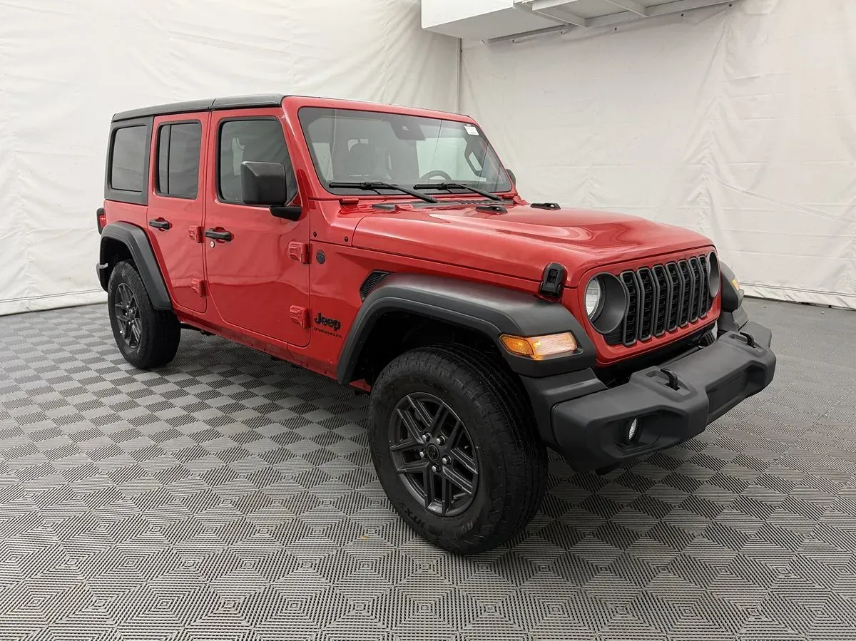 Jeep Wrangler photo 3