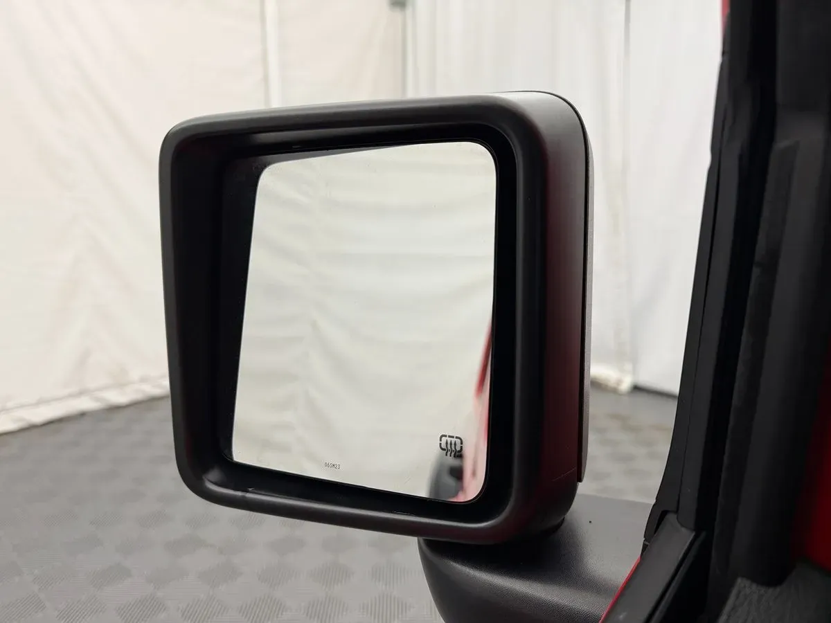 Jeep Wrangler photo 16