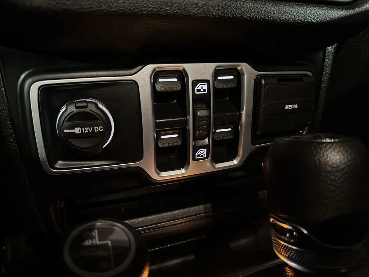 Jeep Wrangler photo 27