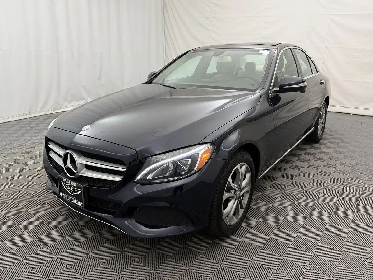 Mercedes-Benz C-Class photo 2