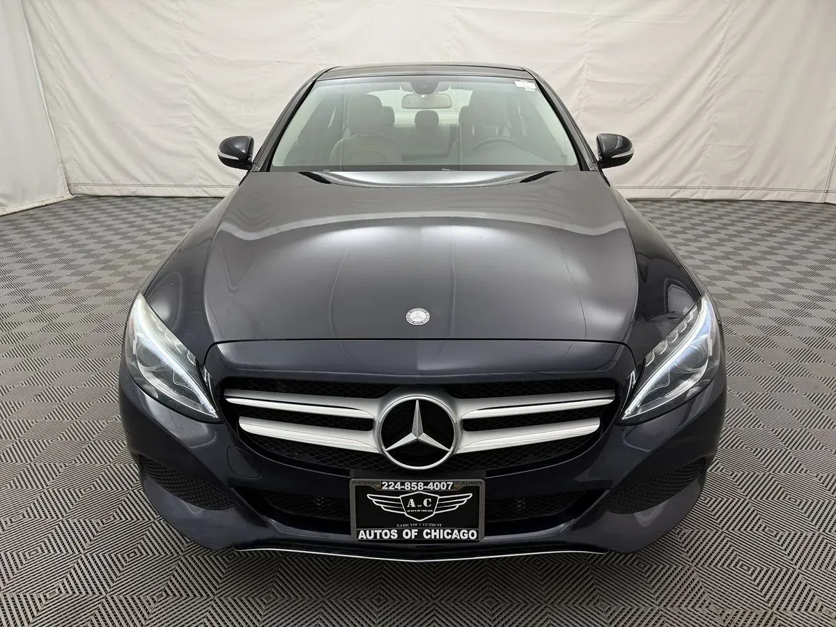 Mercedes-Benz C-Class photo 3