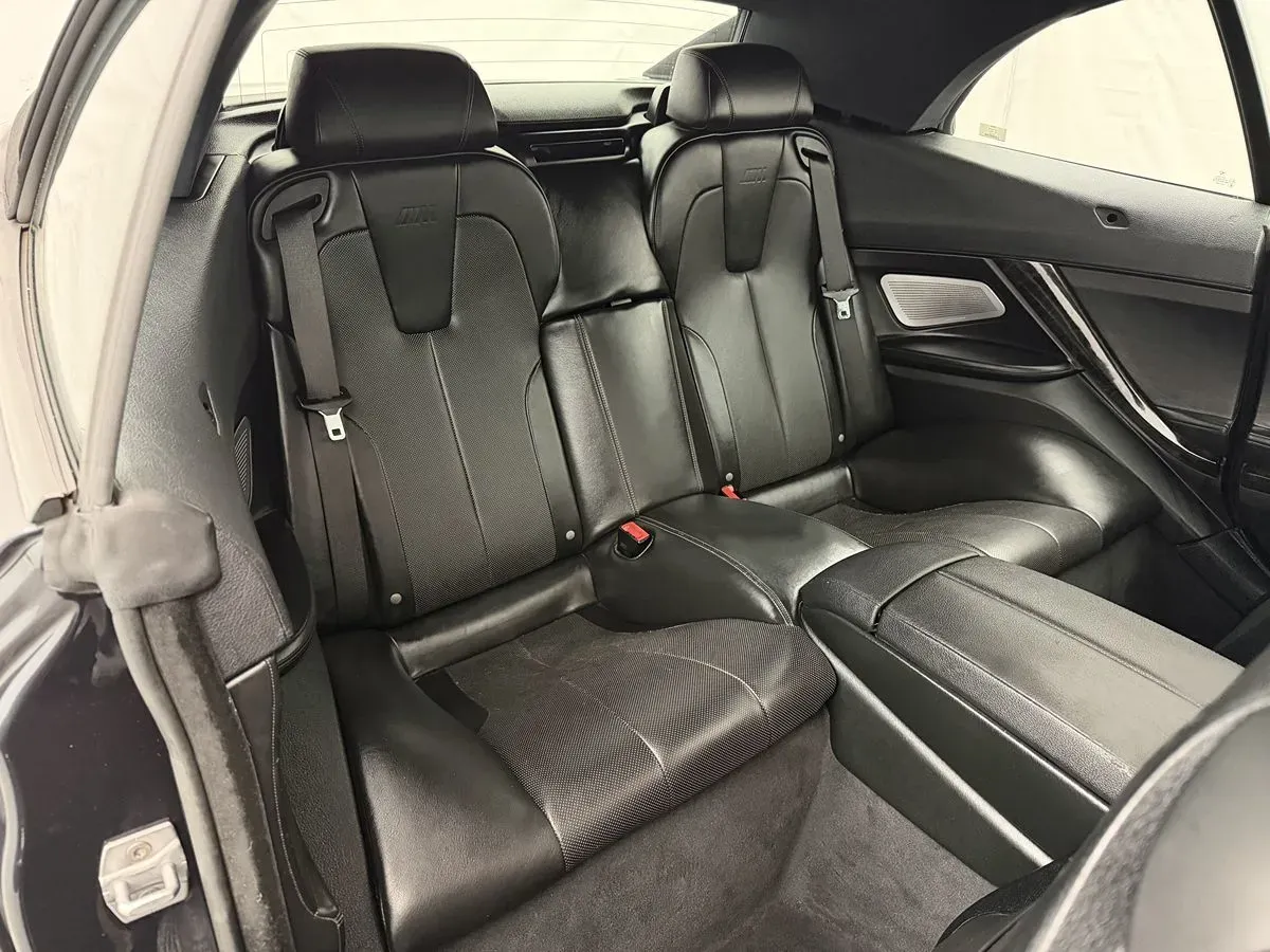 BMW M6 photo 40