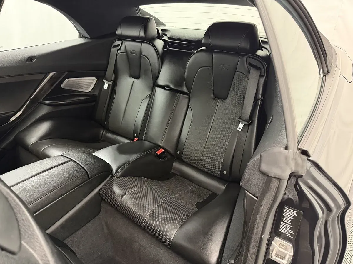 BMW M6 photo 39