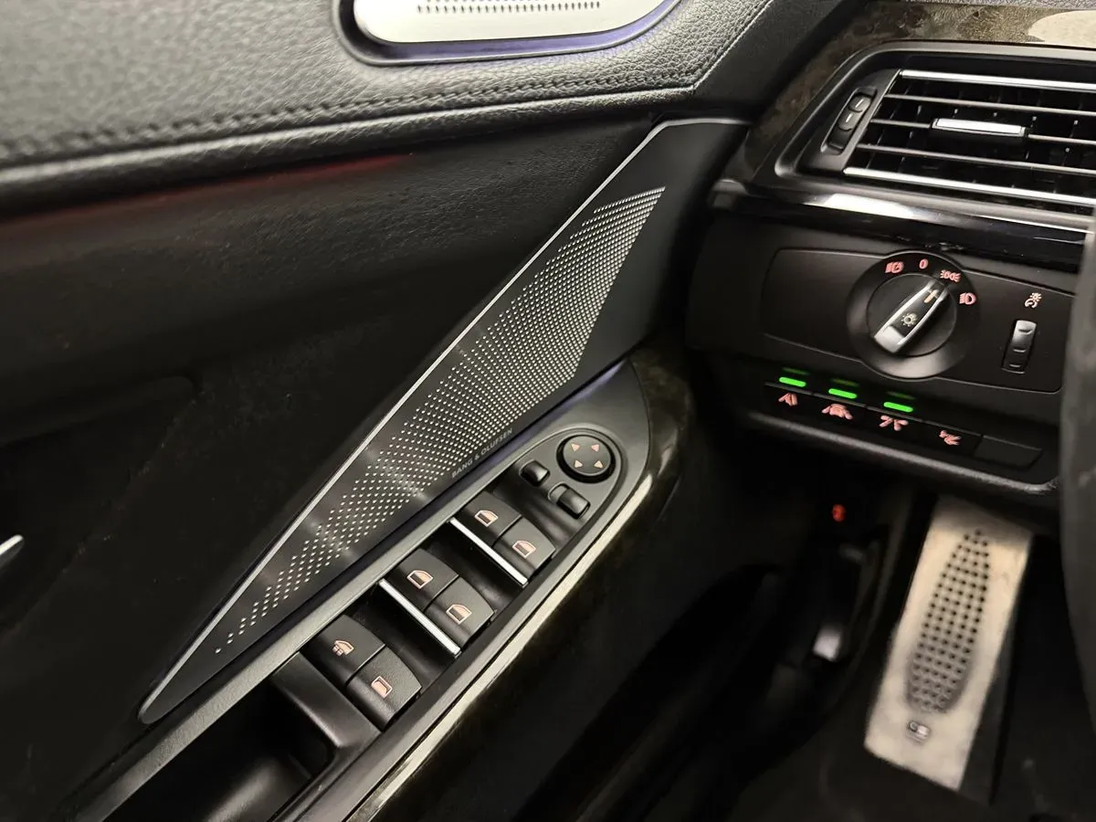 BMW M6 photo 21