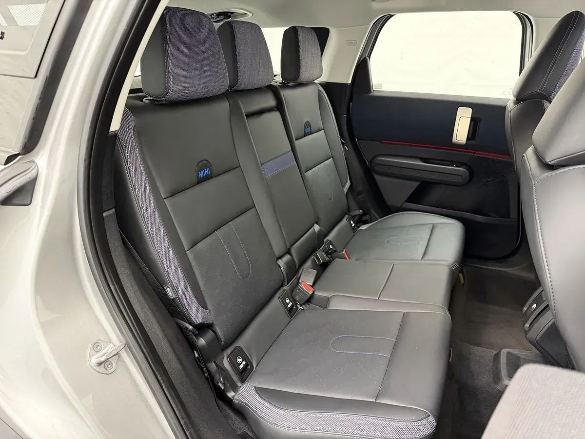 Mini Countryman photo 36