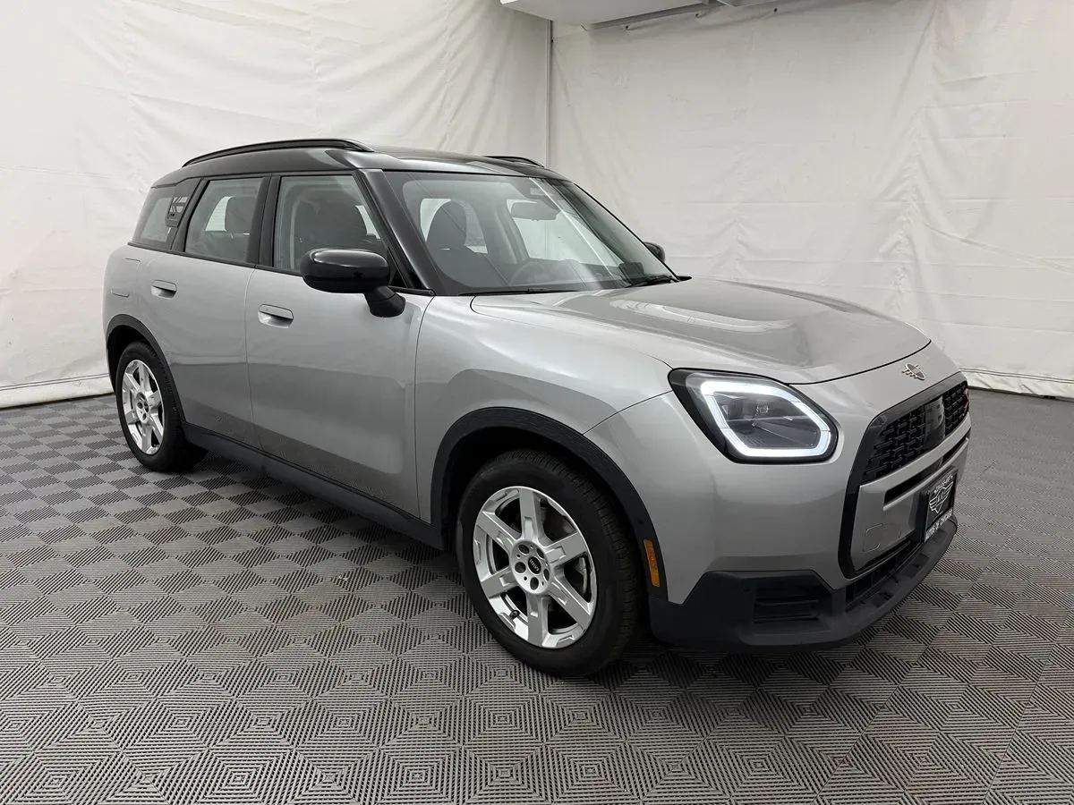 Mini Countryman photo 3