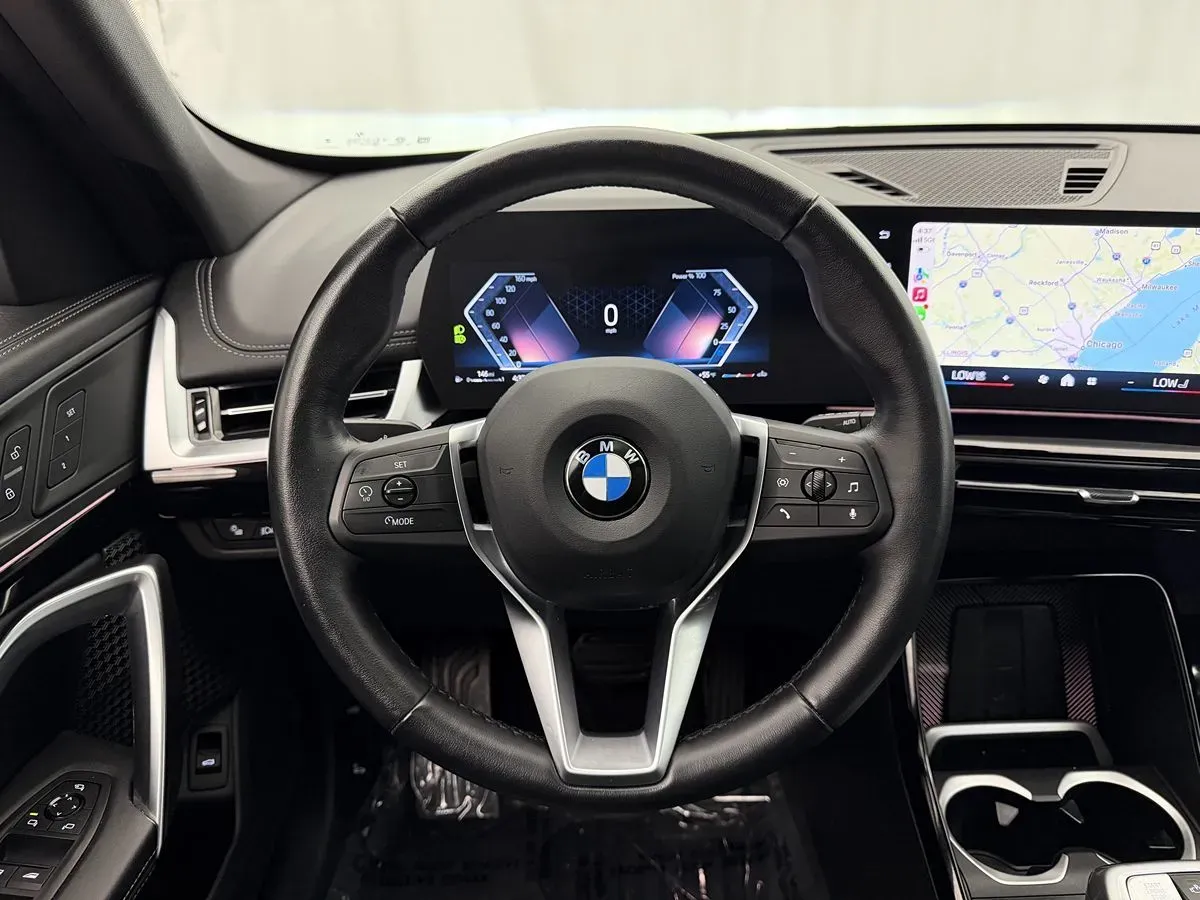 BMW X1 photo 9