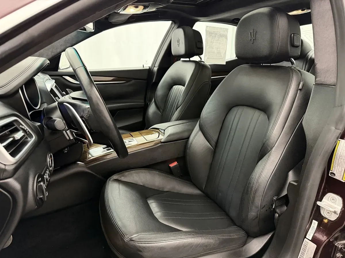 Maserati Ghibli photo 10