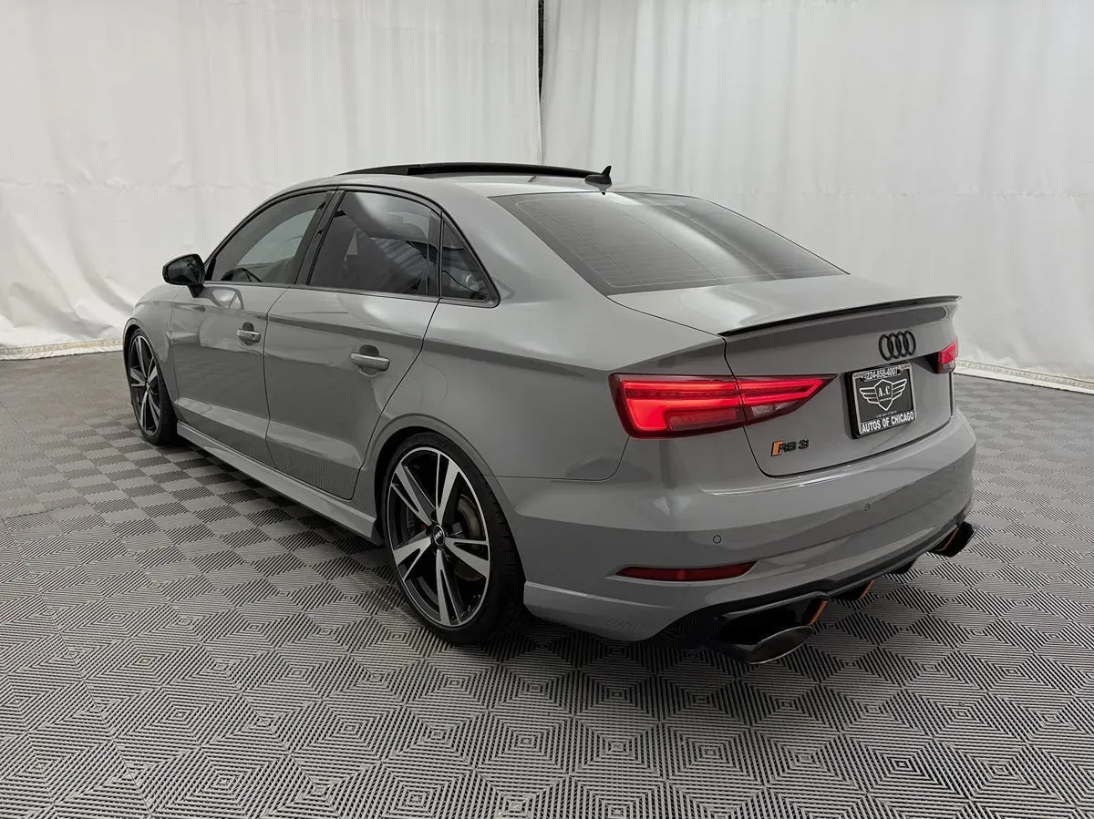 Audi RS 3 photo 6