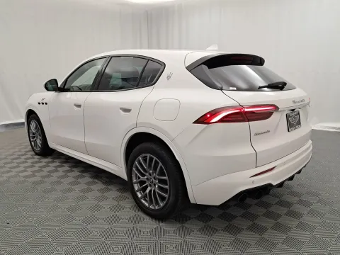 More photos of 2023 Maserati Grecale GT at Autos of Chicago, IL
