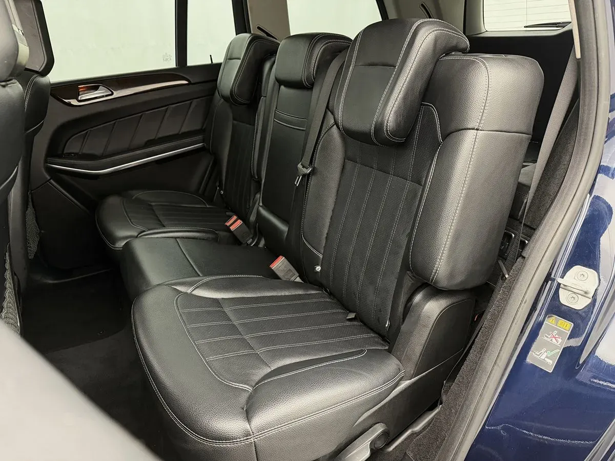 Mercedes-Benz GL-Class photo 26