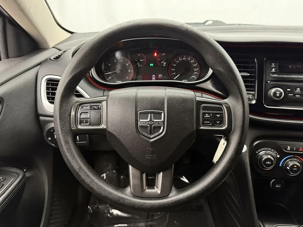 Dodge Dart photo 7
