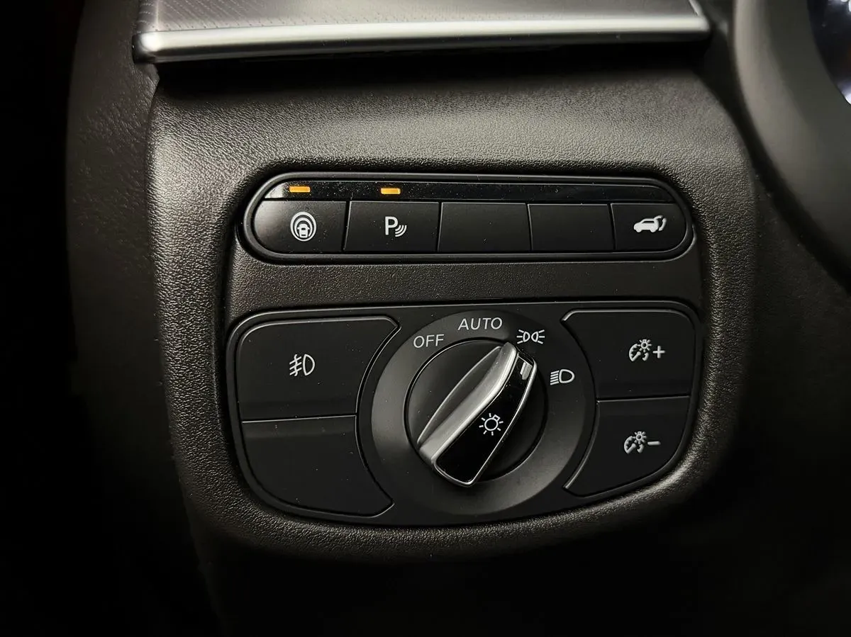 Infiniti QX55 photo 16