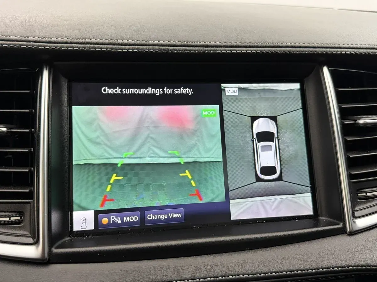 Infiniti QX55 photo 21