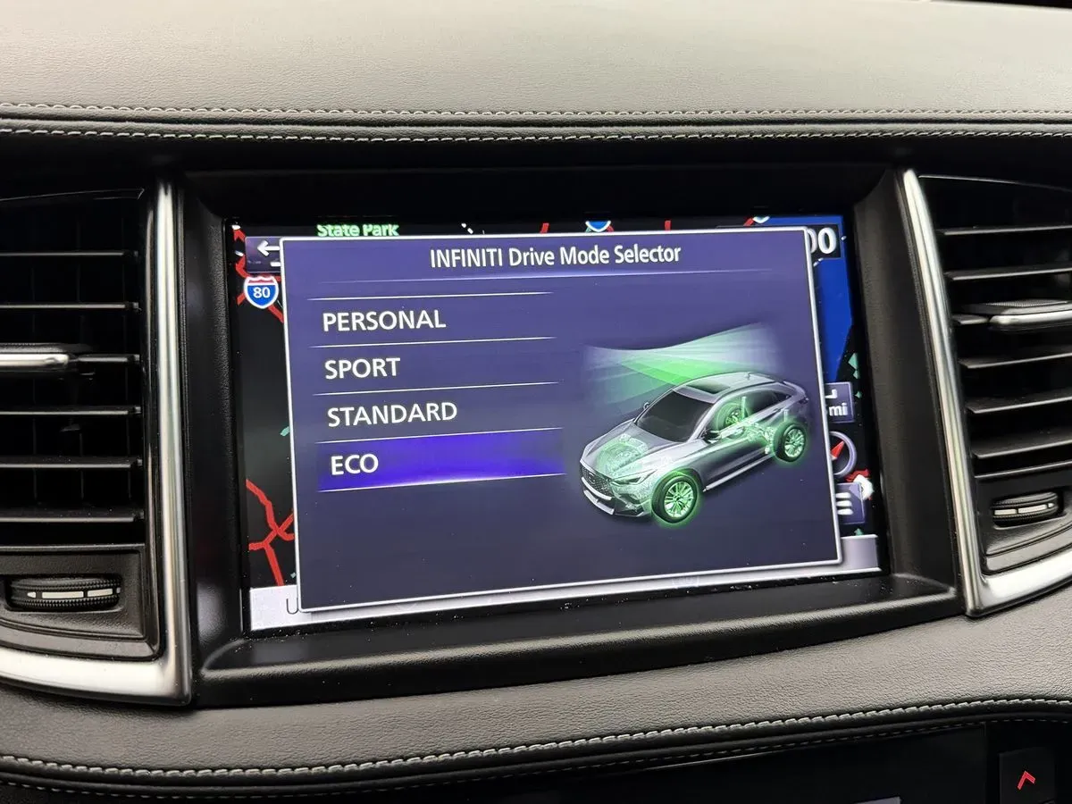 Infiniti QX55 photo 28
