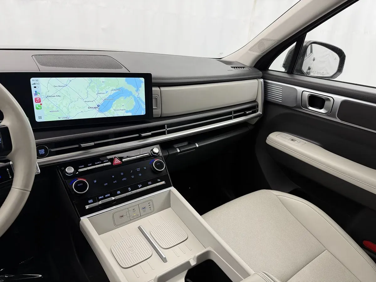Hyundai Santa Fe photo 17